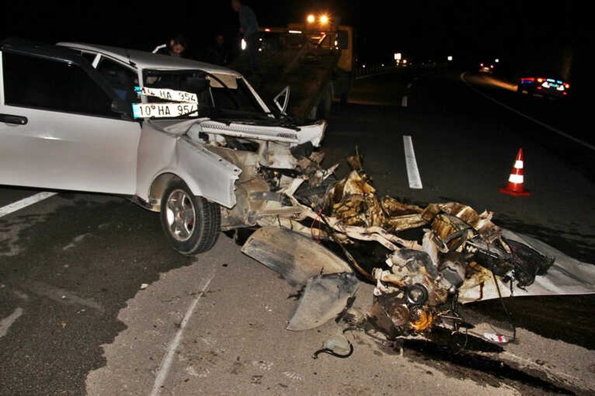 Çanakkale\'de Trafik Kazası: 1 Yaralı