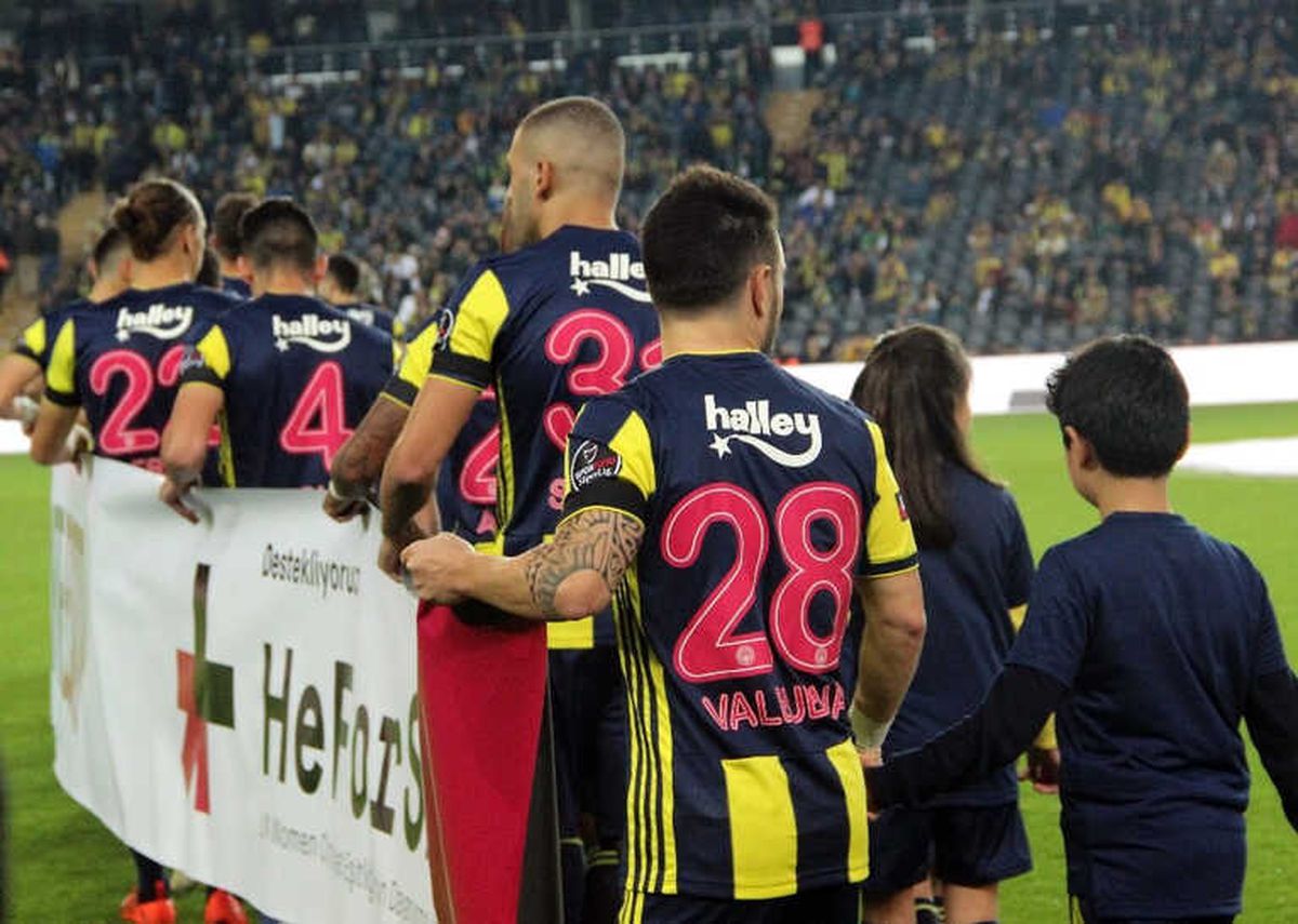 Fenerbahçe\'den HeForShe Kampanyasına Destek!
