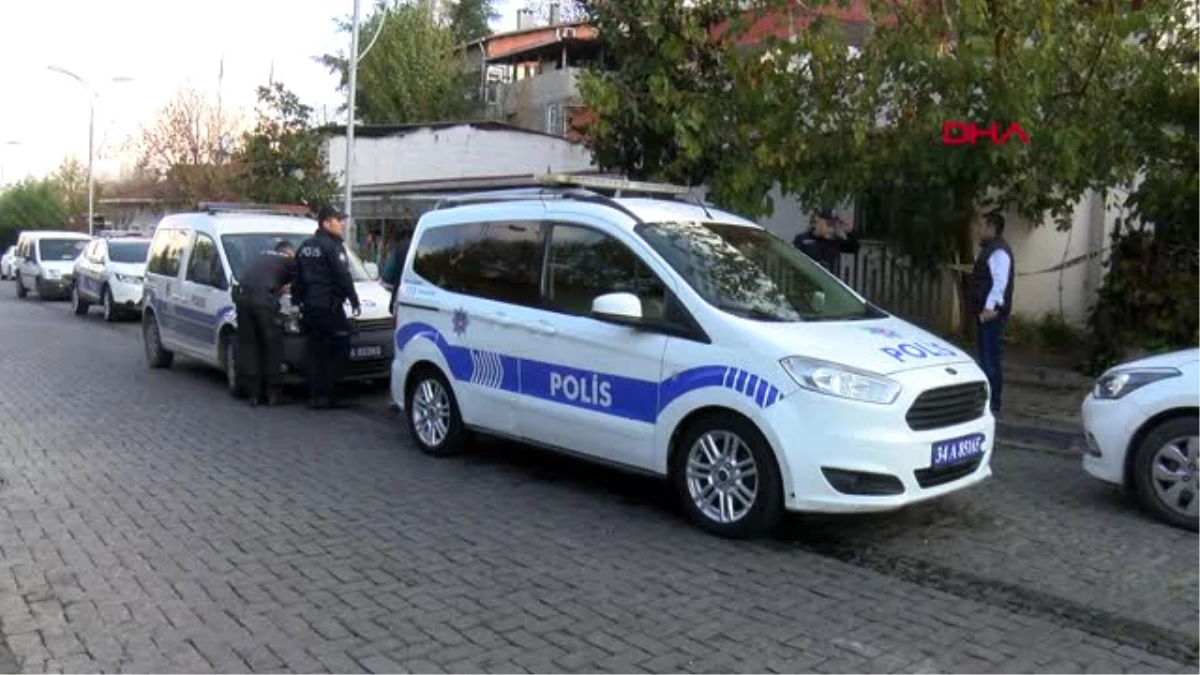 İstanbul- Beşiktaş\'ta Evinde Ölü Bulundu