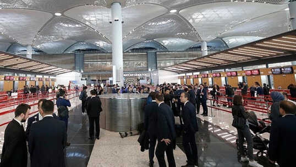İstanbul Havalimanlarında Yolcu Sayısı 6,5 Milyon Arttı