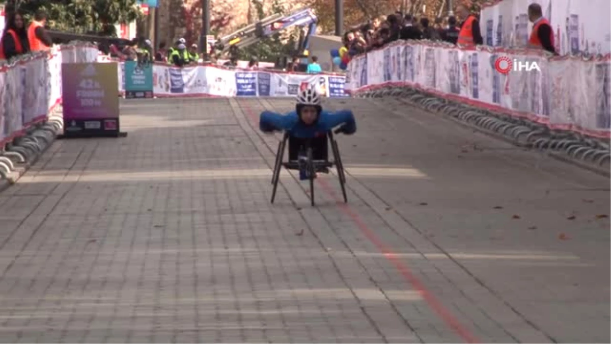 İstanbul Maratonu\'nda Tekerlekli Sandalyede Dereceye Girenler Belli Oldu