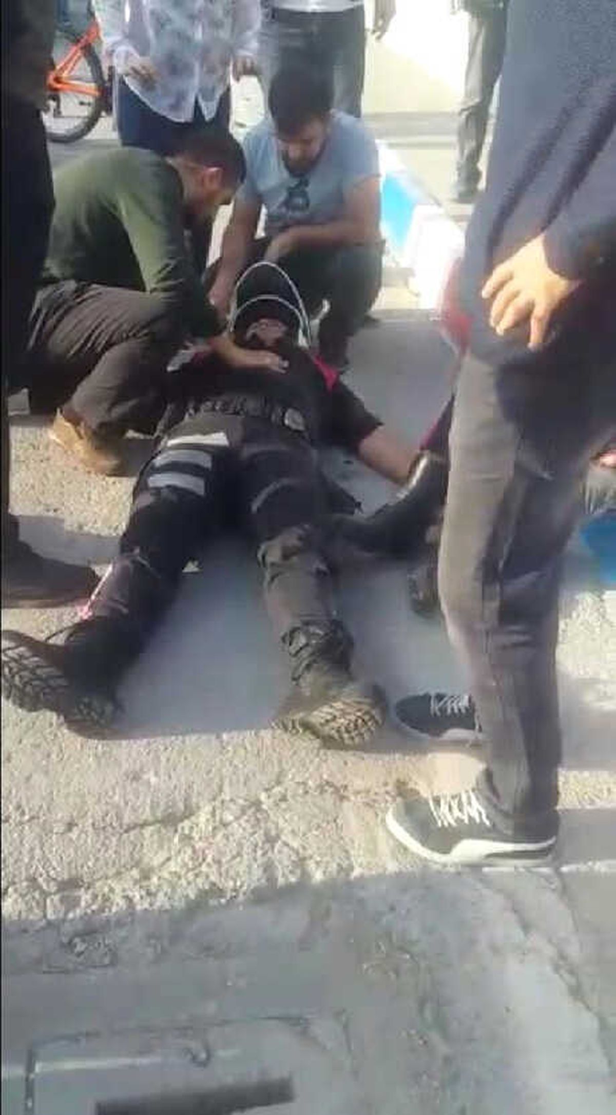 Kazada Yaralanan Yunus Polislerine İlk Müdahale Çevredekilerden