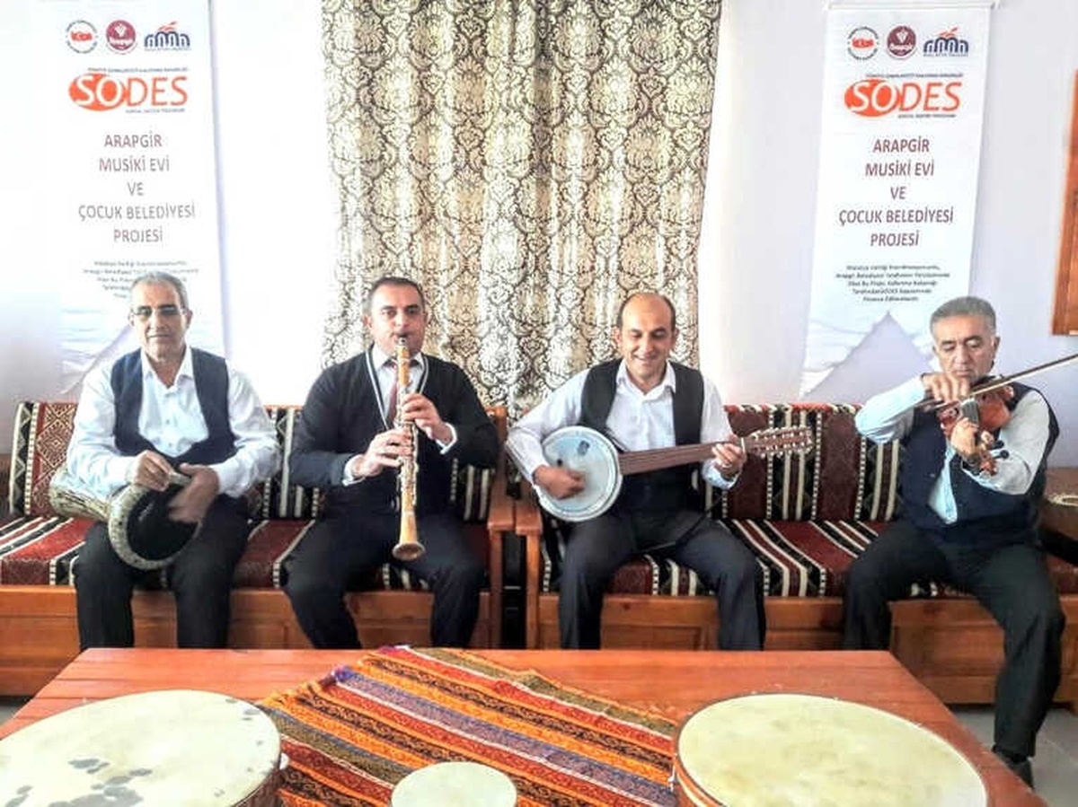 Musiki Nağmeleri Arapgir\'de Hayat Buluyor