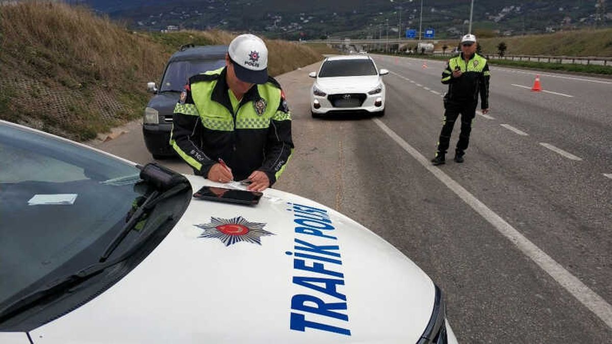 Samsun\'da 1 Saatte 12 Araca Radar Cezası