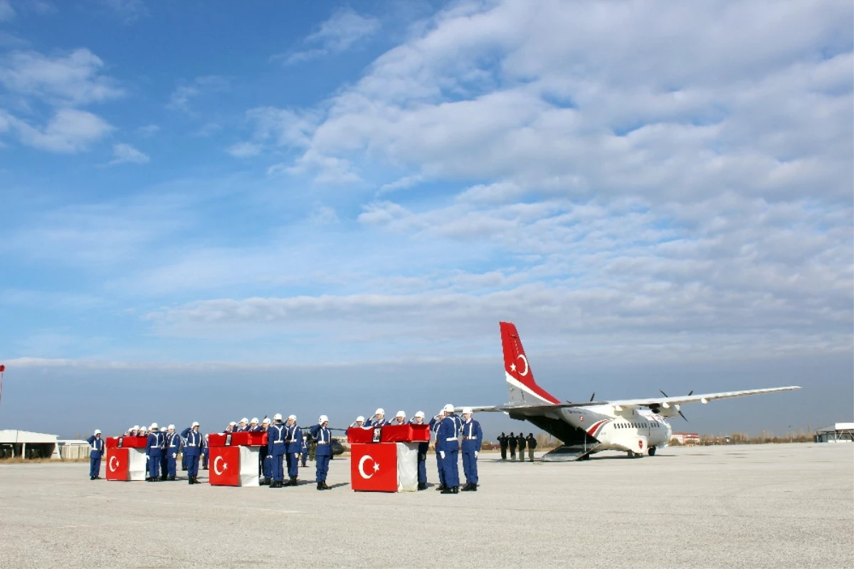 Şehitler Memleketlerine Uğurlandı