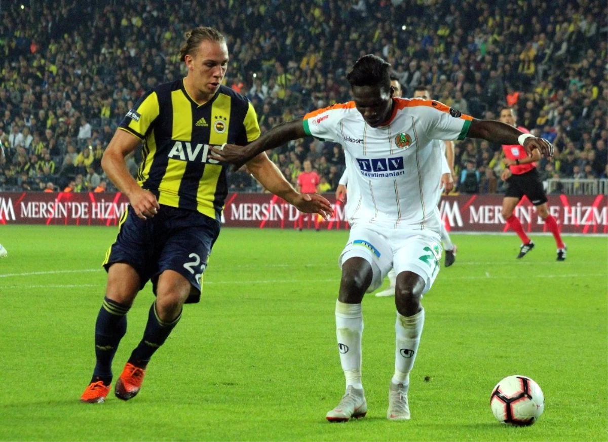 Spor Toto Süper Lig: Fenerbahçe: 2 - Aytemiz Alanyaspor: 0 (Maç Sonucu)