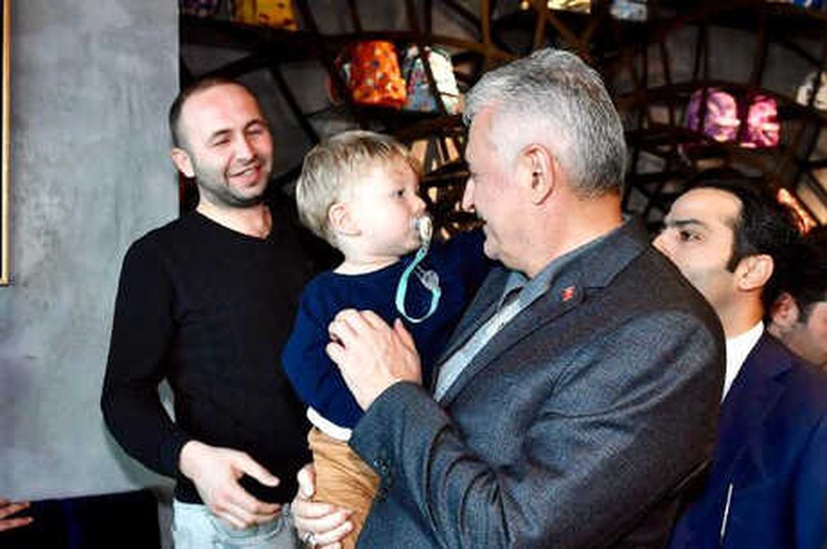 TBMM Başkanı Yıldırım Üsküdar\'da Nevmekan Sahil\'i Ziyaret Etti