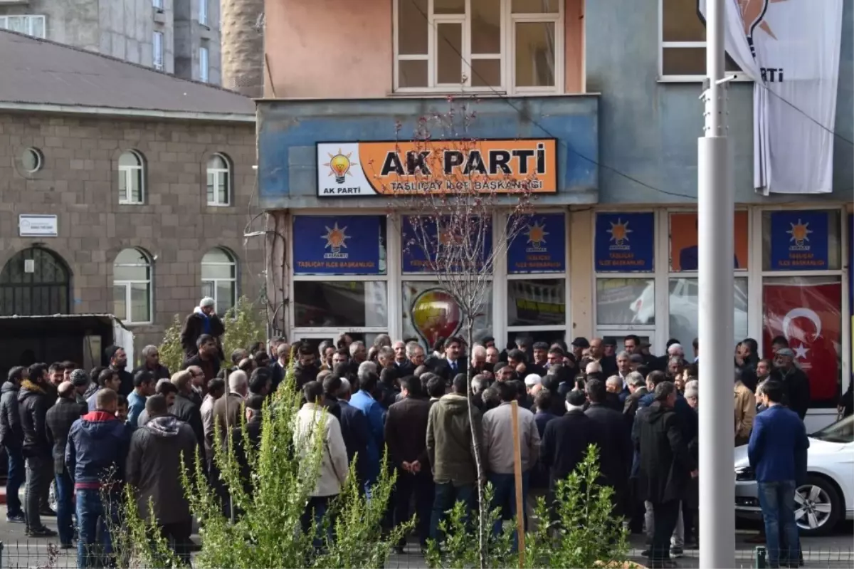 Ağrı\'da Aşiret Mensubu AK Parti\'de Aday Adayı