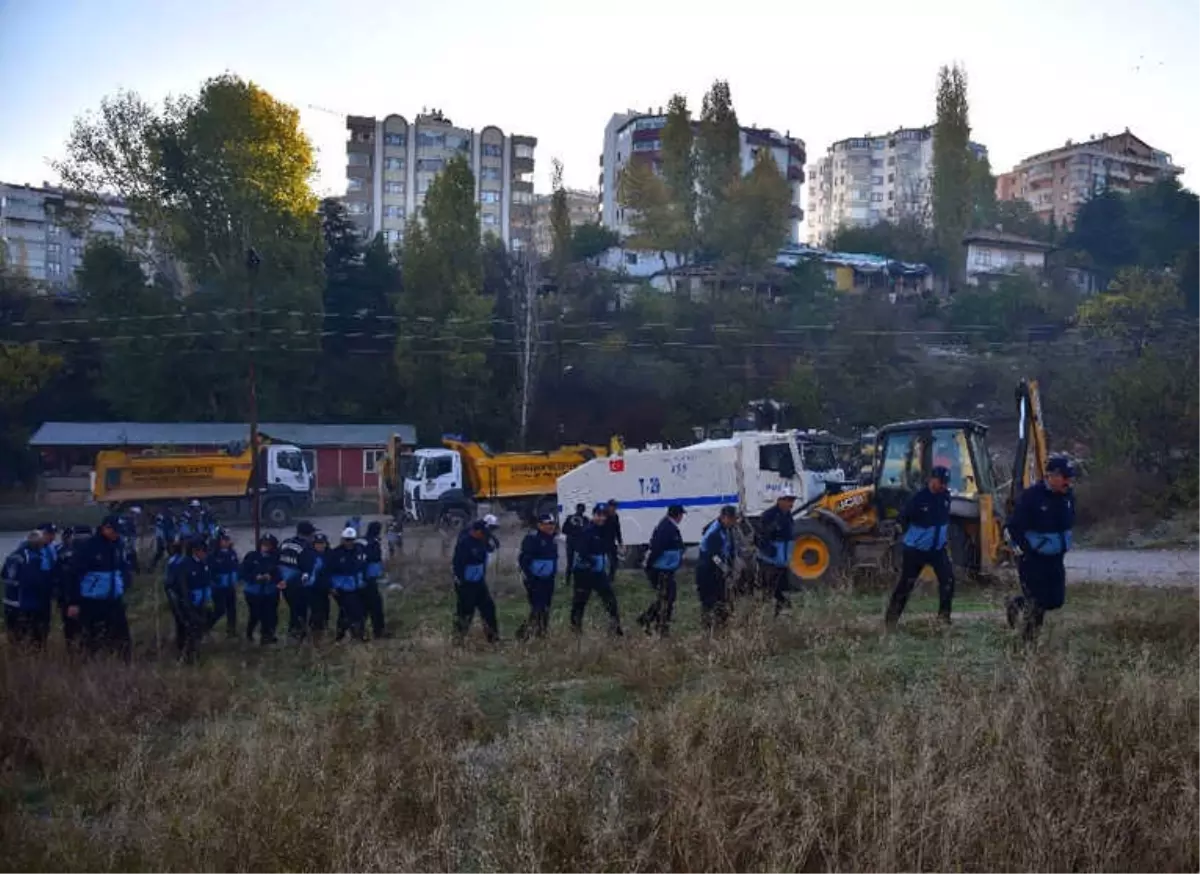 Ankara Büyükşehir Belediyesi\'nden Atık Temizliği