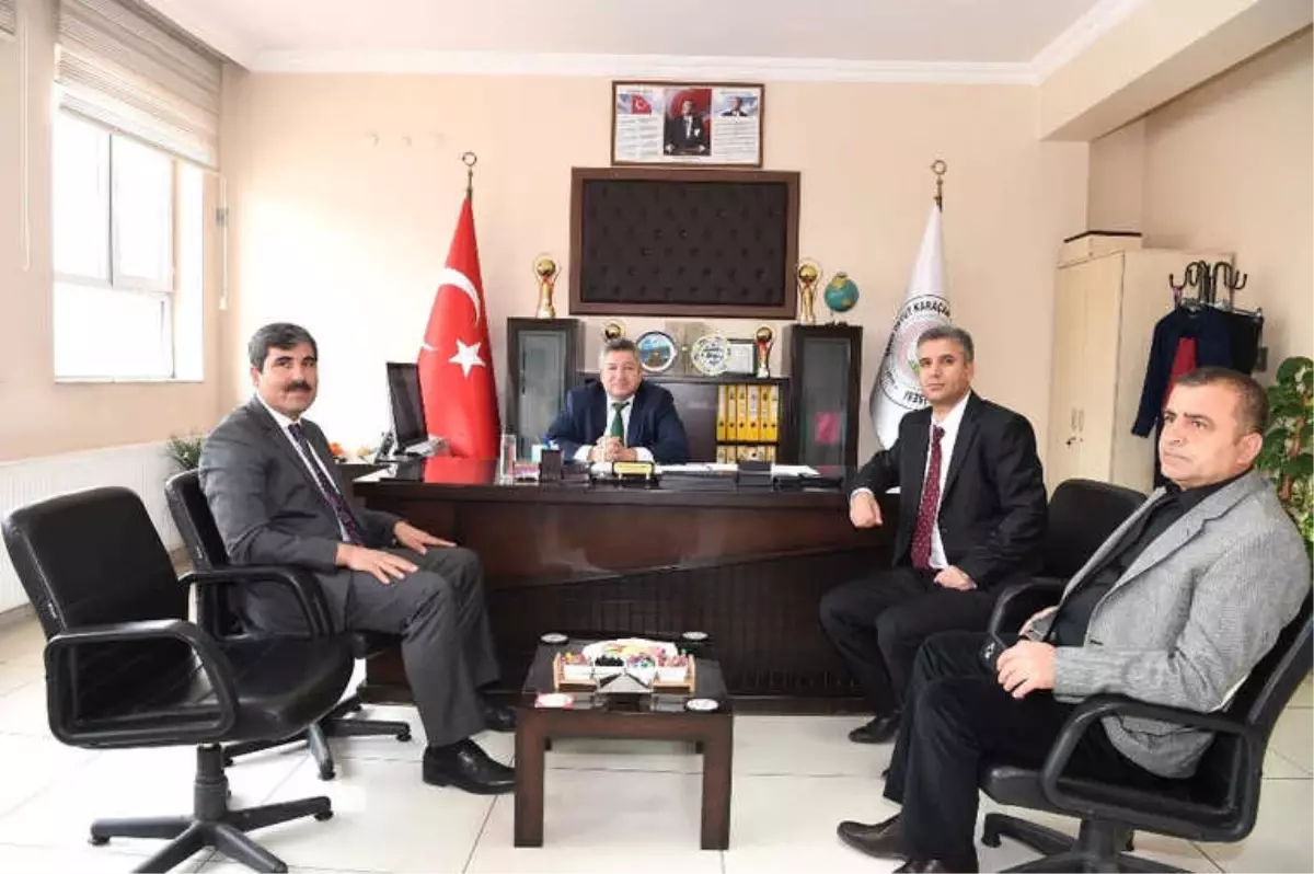 Başkan Asya\'dan Şehit Davut Karaçam Anadolu İmam Hatip Lisesine Ziyaret