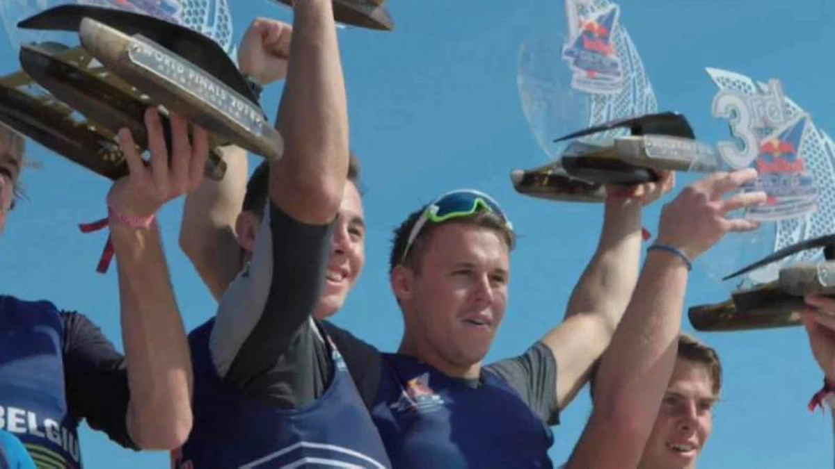 Genç ve Yetenekli Denizciler Red Bull Foiling Generation\'da Kozlarını Paylaştı