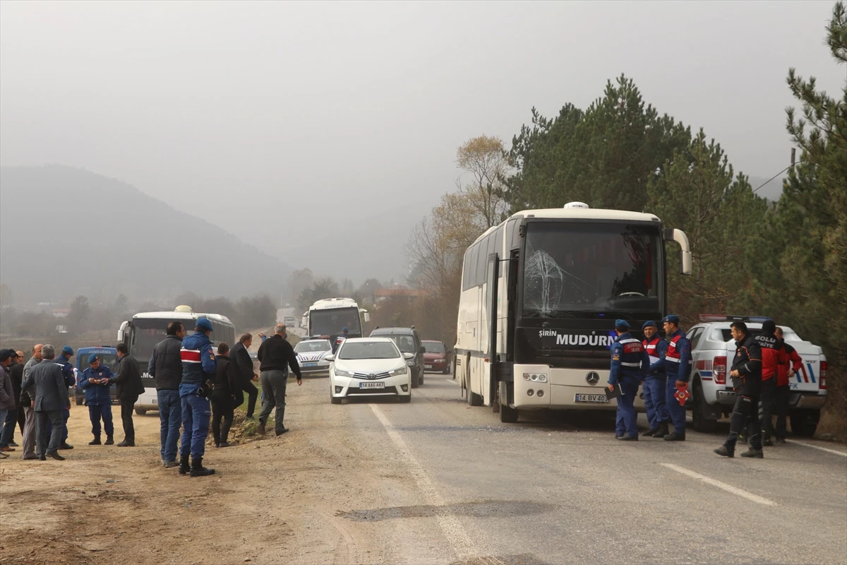 Güncelleme - Öğrencileri Taşıyan Gezi Otobüsleri Kaza Yaptı: 11 Yaralı