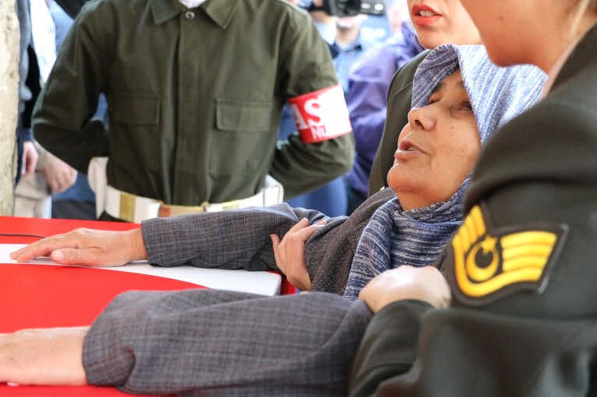 Kahramanmaraşlı Şehidi Binler Uğurladı