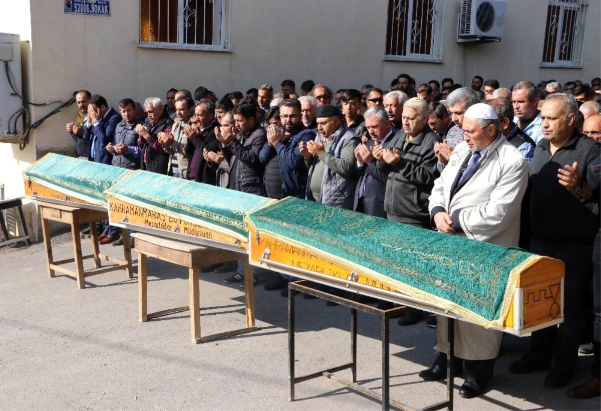 Koca Kurbanı Kadın ile Anne ve Babası Toprağa Verildi