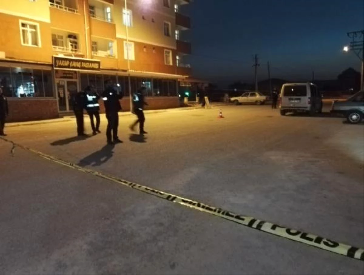 Komşu Pastaneciler Arasında Silahlı Kavga: 1 Ölü, 2 Yaralı