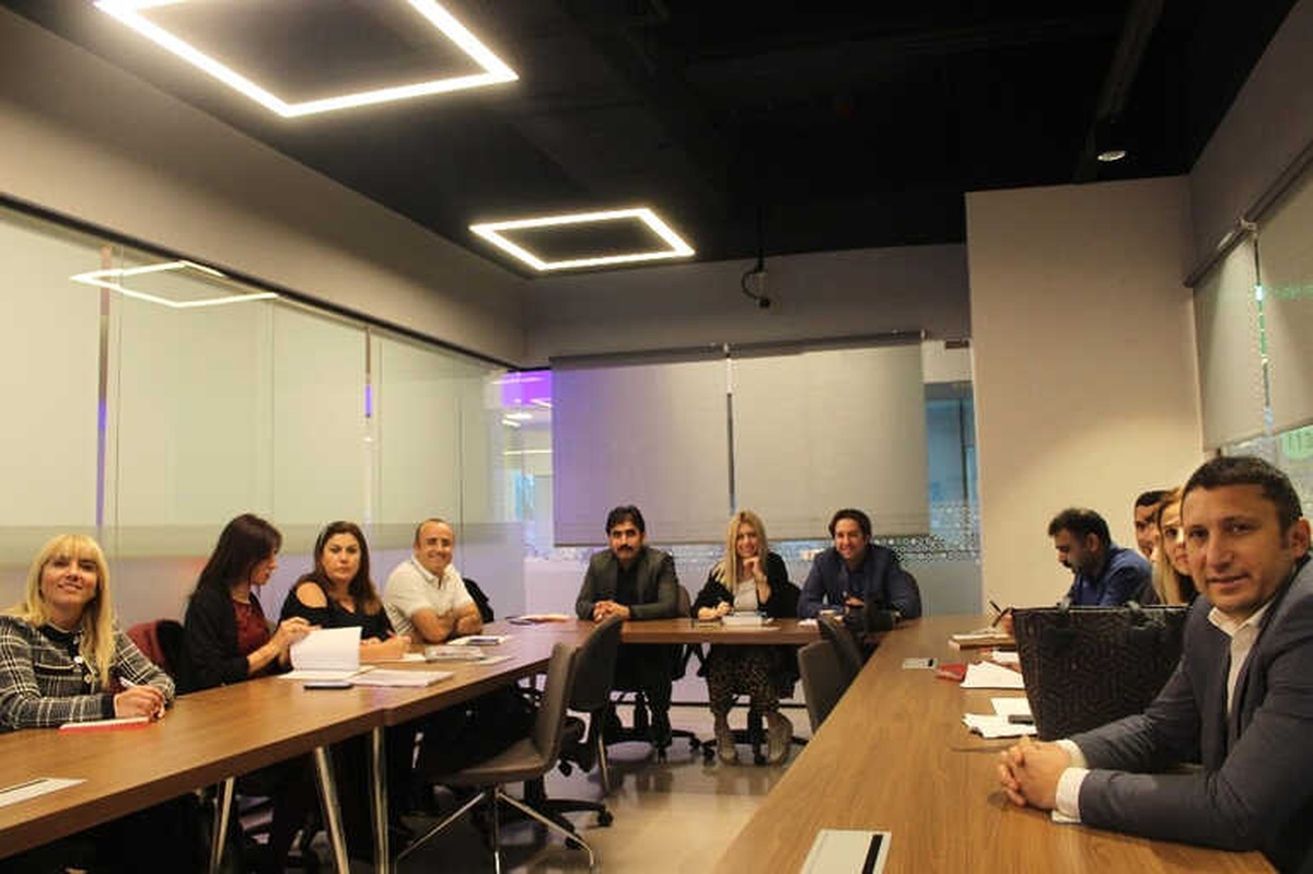 Mlp Care\'den Çalışanlarına Yüksek Lisans Desteği