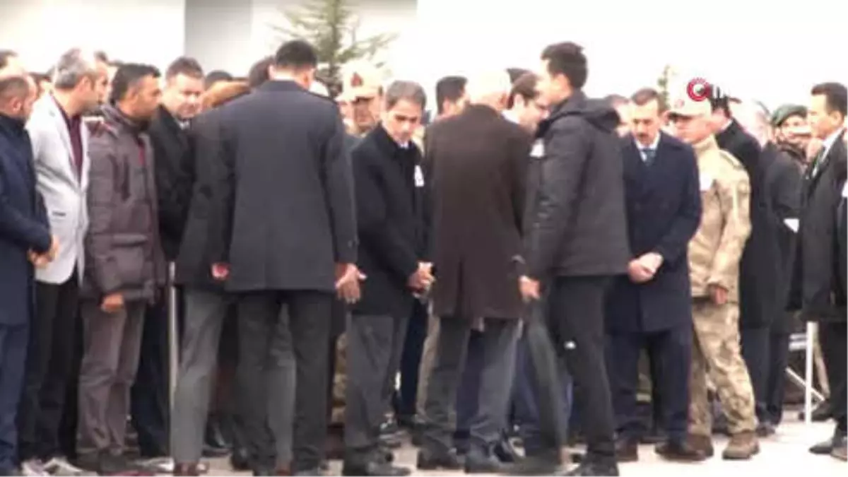 Şemdinli Şehitleri Memleketlerine Uğurlandı