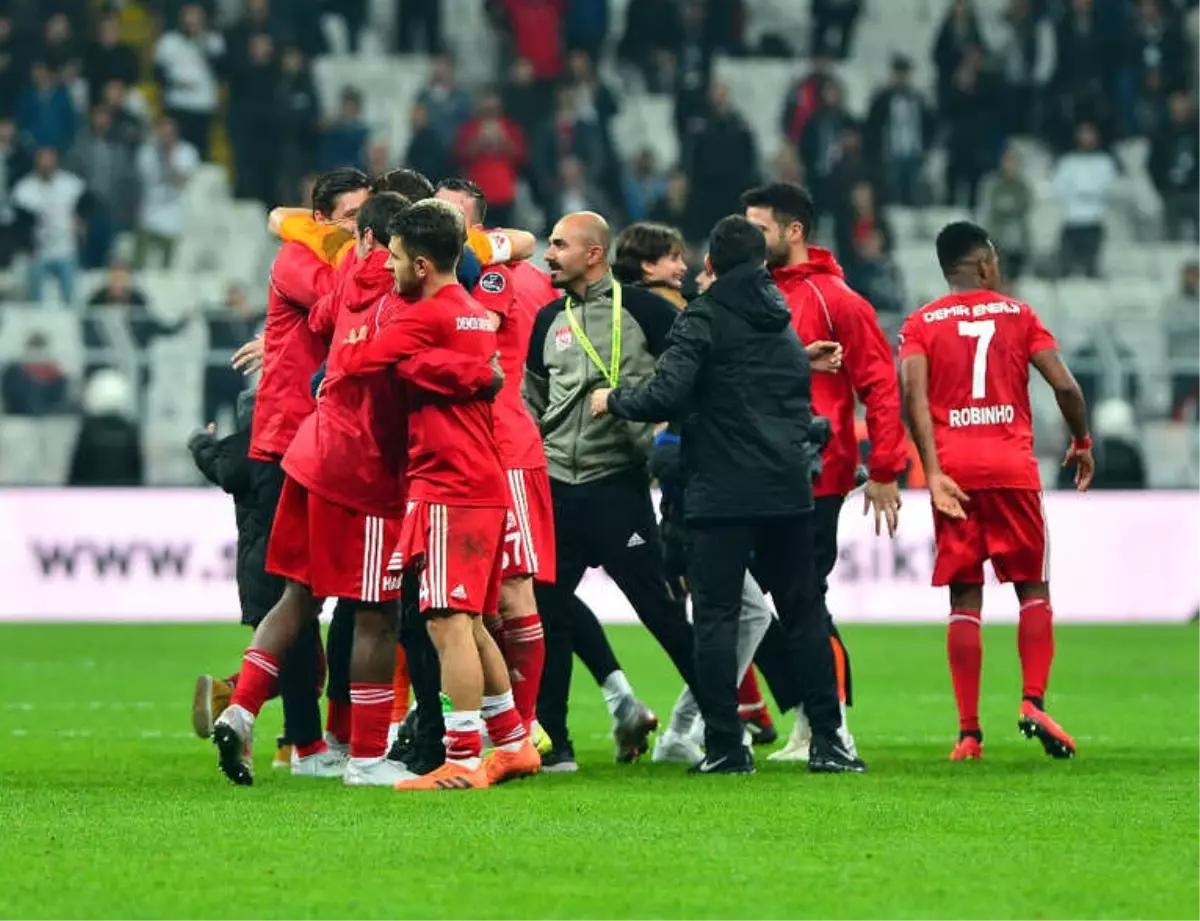 Sivasspor\'da Futbolculara 3 Gün İzin