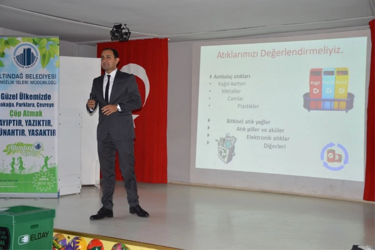 Temizlik ve Geri Dönüşüm Seminerlerine Tam Gaz Devam