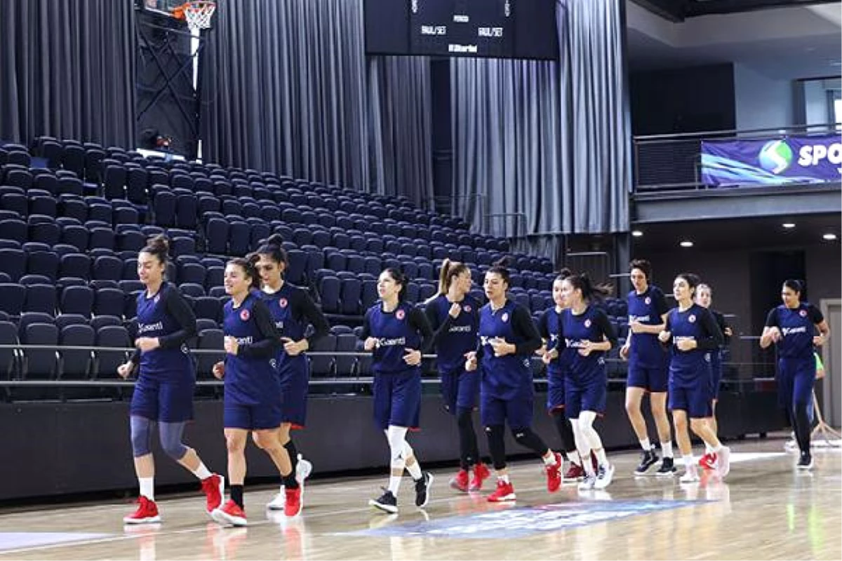A Milli Kadın Basketbol Takımı Medya ile Buluştu