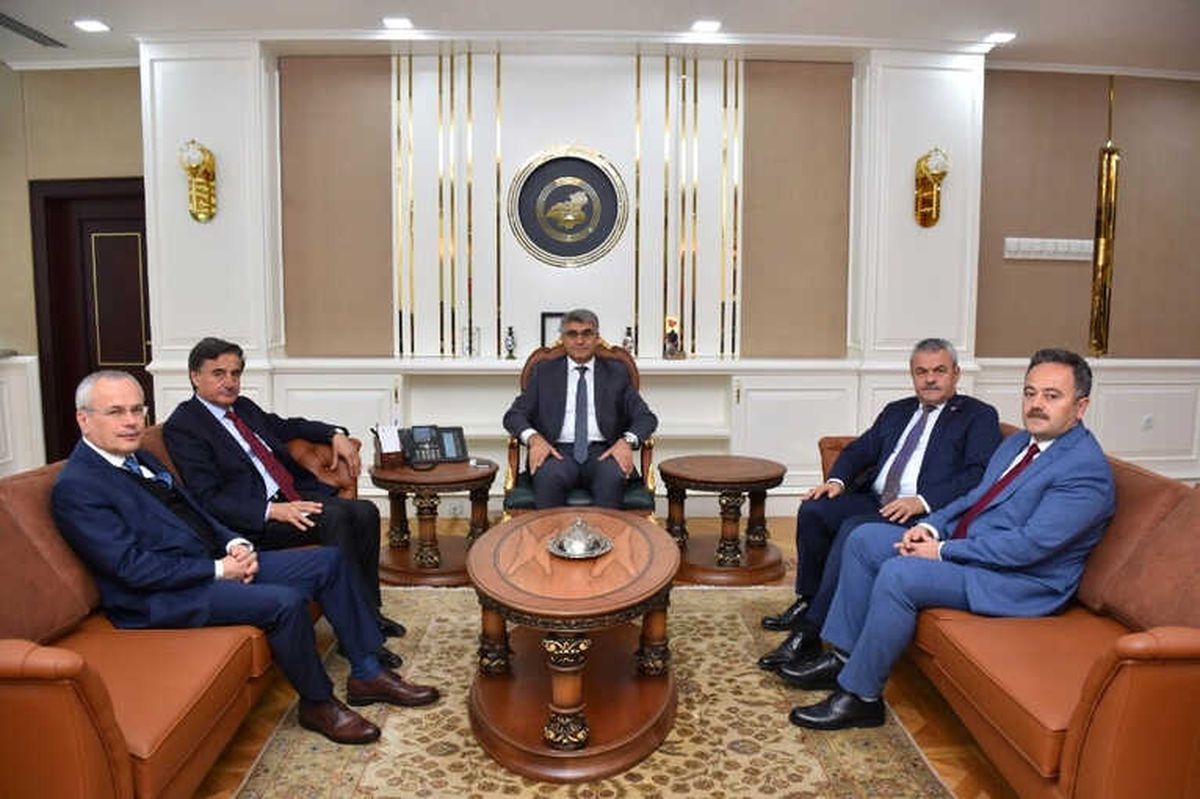 Ak Partili Vekiller Vali Gürel ile Fikir Alışverişinde Bulundu