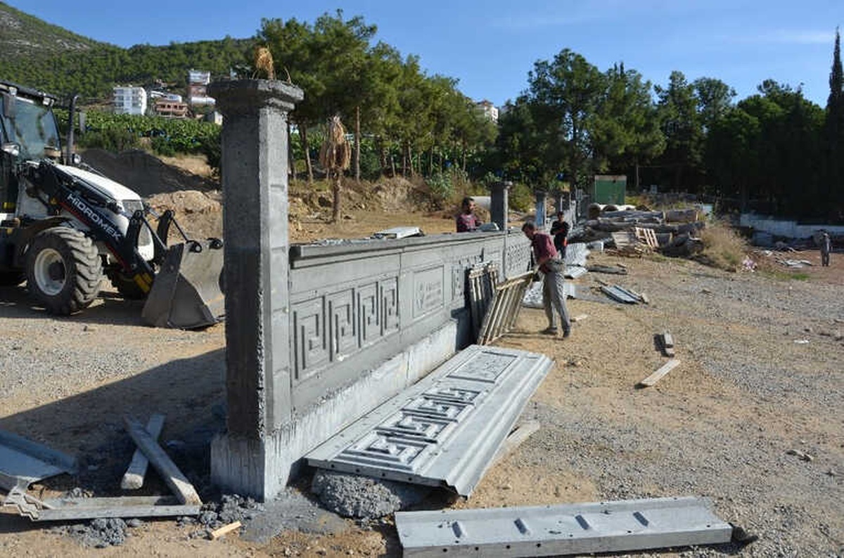 Alanya\'da Mezarlıklara 5 Milyonluk Yatırım