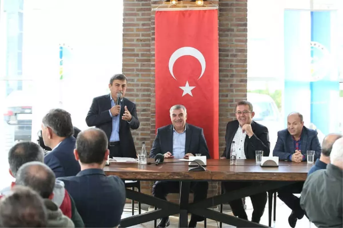 Başkan Toçoğlu, Minibüsciler Odası Üyeleri ile Bir Araya Geldi