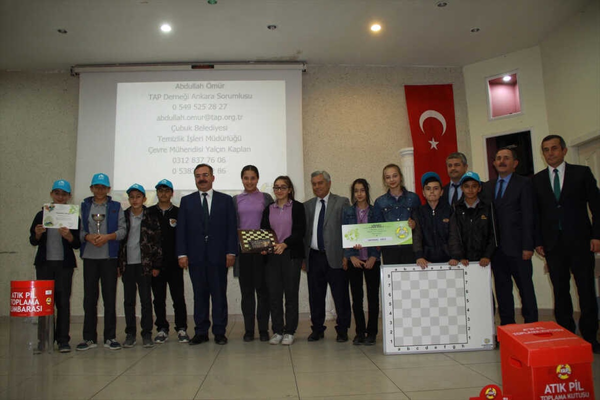 Çubuk\'ta En Çok Atık Pil Toplayan Okullar Ödüllendirildi