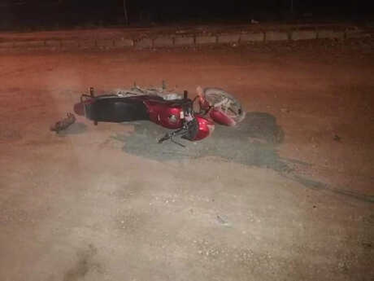 Rögar Kapağında Çarpan Motosikletli Öldü