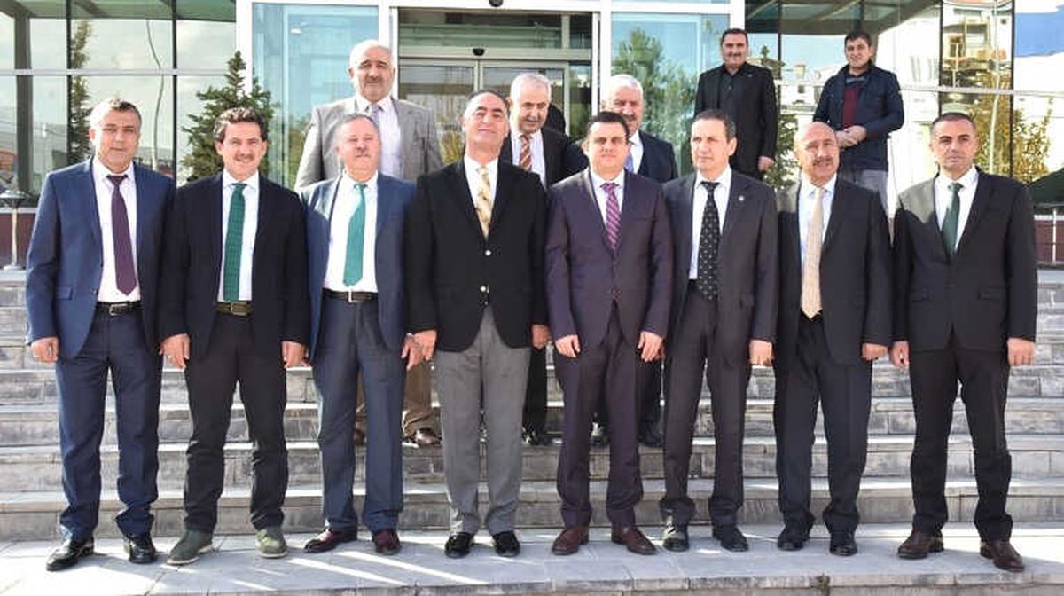 Sağlık Müdürü Sünnetçioğlu\'na Kurum Müdürlerinden Hayırlı Olsun Ziyareti