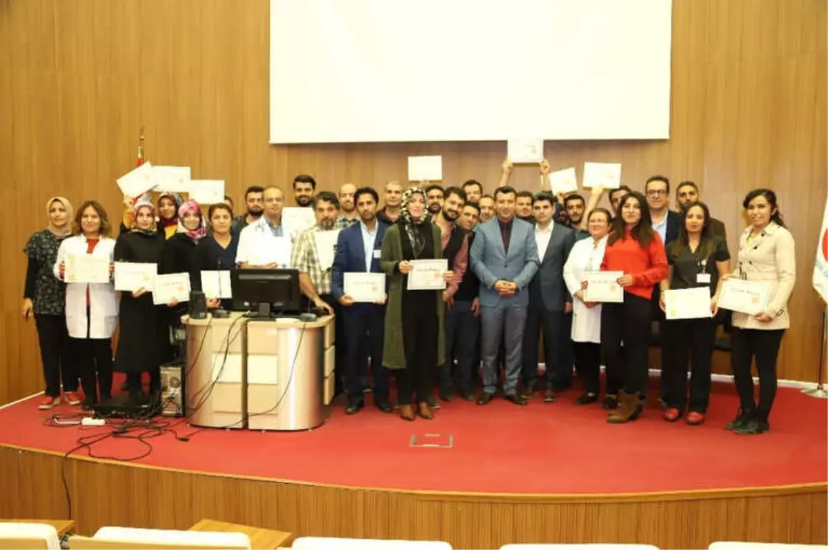 Sertifikalı Yoğun Bakım Hemşirelik Kursu Sona Erdi