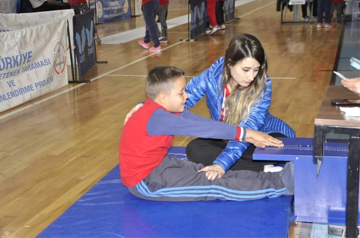 Sportif Yetenek Taraması ve Spora Yönlendirme Projesi Kayseri\'de Sürüyor