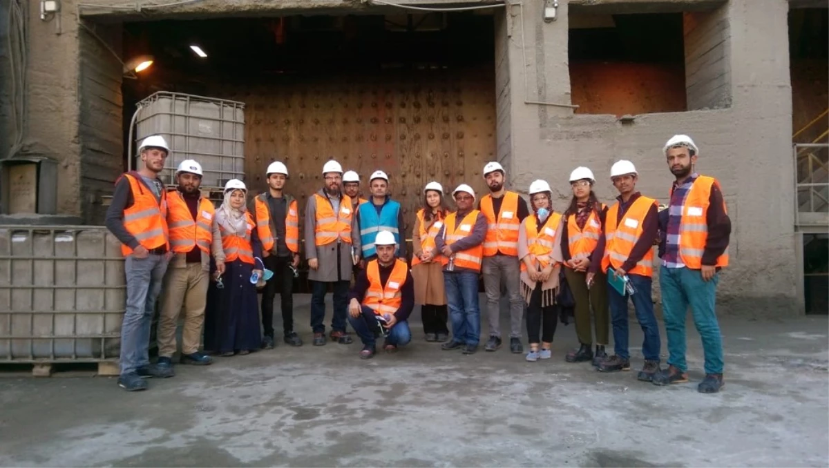 Üniversite Öğrencileri Çimento Fabrikasına Teknik Gezi Düzenledi