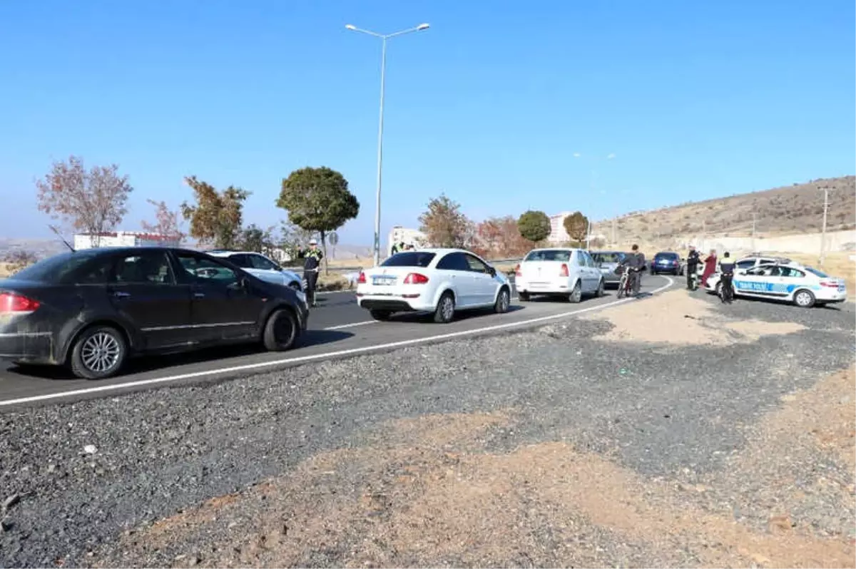 Yozgat\'ta Trafik İhlali Yapan Sürücülere Ceza Yağdı