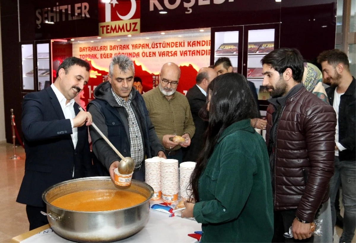 Aiçü\'de Öğrencilere Çorba İkramı