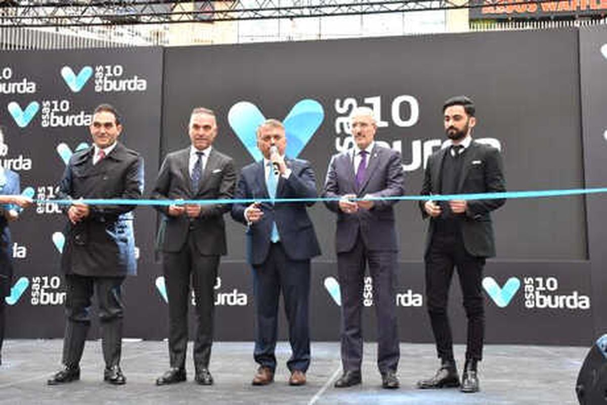 Balıkesir\'de 10burda Avm Hizmete Açıldı