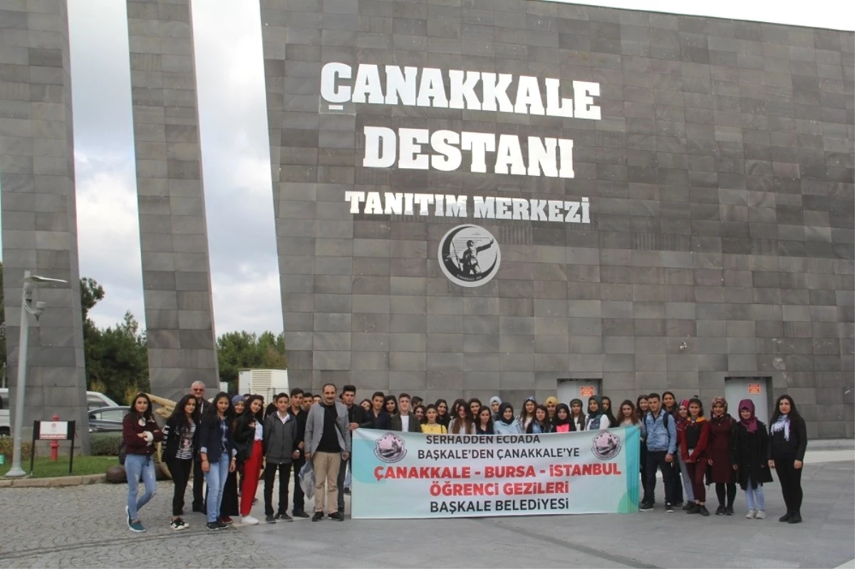 Başkaleli Öğrenciler Çanakkale, Bursa ve İstanbul\'u Gezdi