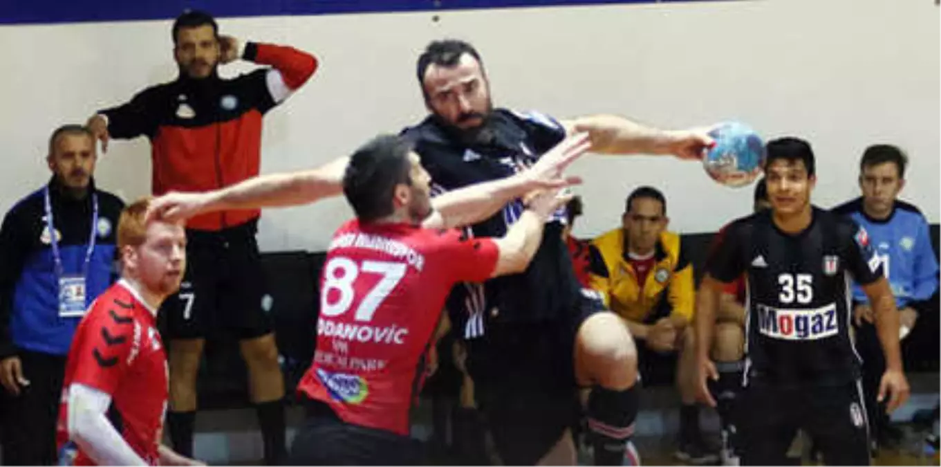 Beşiktaş Mogaz - Nilüfer Belediyespor: 34-31