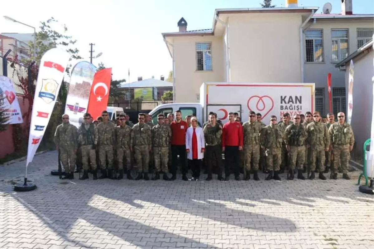 Güvenlik Korucularından Kan Bağışı