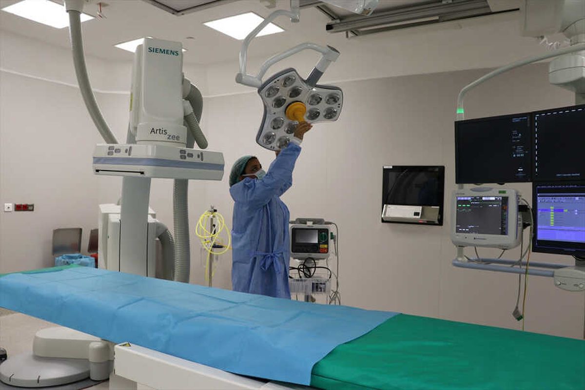 Hassas Operasyonlar Hibrit Ameliyathanede Yapılıyor