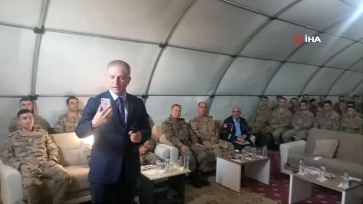 İçişleri Bakanı Soylu\'dan El-Bab\'daki Askerlere Moral