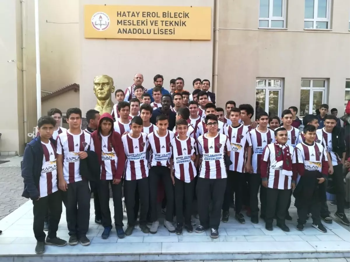 İlhan Palut ve Hamidou Maiga, Öğrencilerle Buluştu