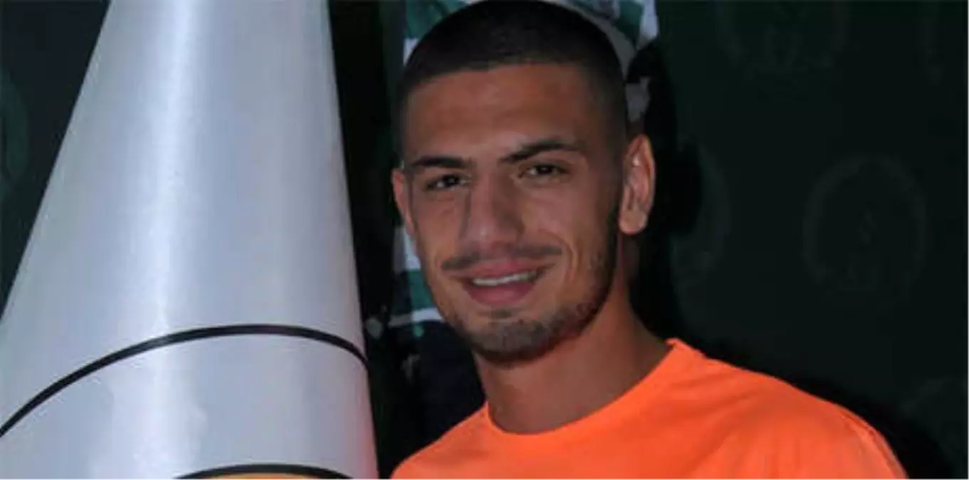 Merih Demiral: "Milli Takımda Kalıcı Olmayı Hedefliyorum"