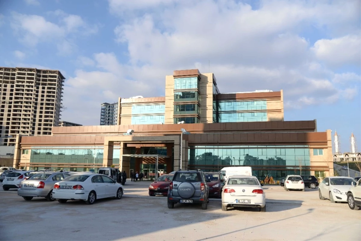 Pursaklar Devlet Hastanesi Hizmete Başladı