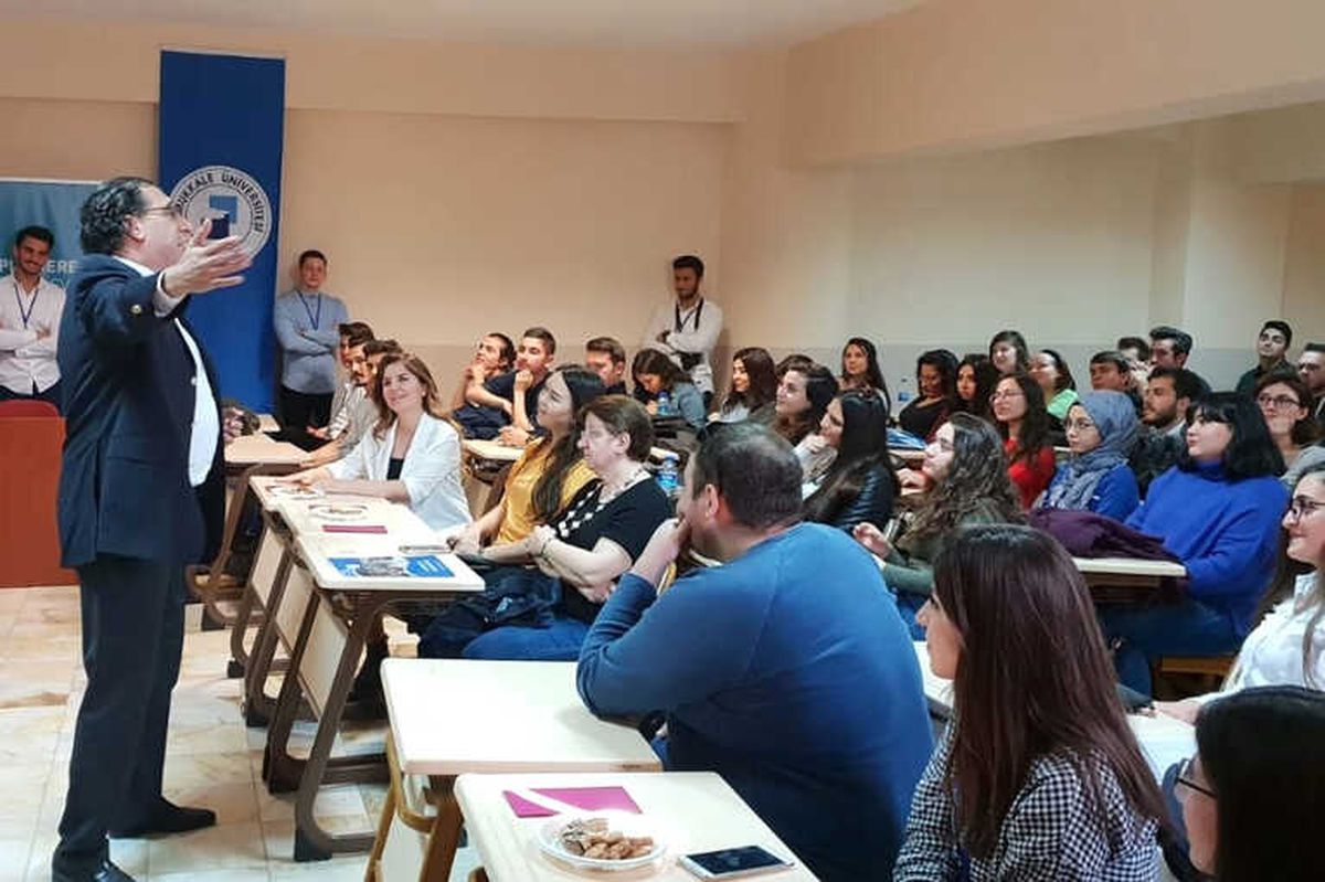 Turizmciler Tecrübelerini Öğrenciler ile Paylaştı
