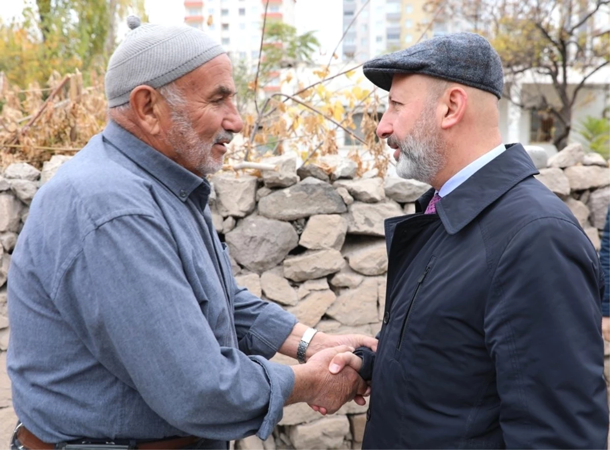 Başkan Çolakbayrakdar, "Hayalleri Gerçekleştirerek, Mutlu Yuvalar İnşa Ediyoruz"