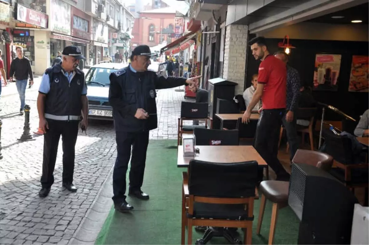 Kaldırımı İşgal Eden 37 Esnafa 4 Bin 588 Lira Ceza