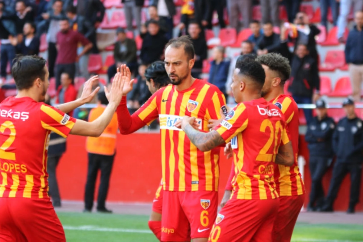 Kayserispor\'a Transfer Yasağı Geldi