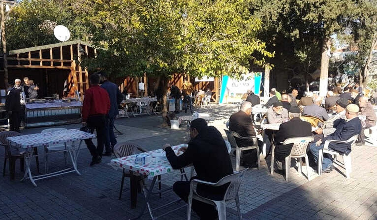 Öğrenciler Yararına Kermes Düzenledi