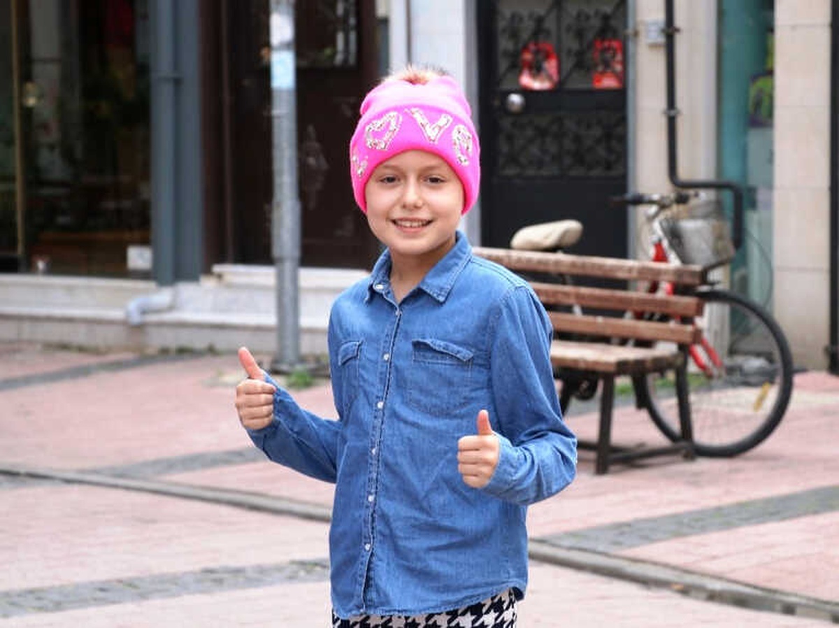 Lösemiyi Yenen Küçük Kızın Hedefi Doktor Olup, Şifa Dağıtmak